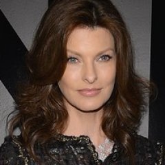 Linda Evangelista's Stunning Style Evolution