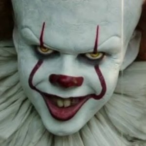 The Actor Who Plays Pennywise is Gorgeous in Real Life 