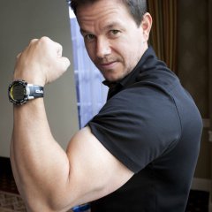 Mark Wahlberg’s Daily Workout Schedule is Insane Mark Wahlberg’s Daily Workout Schedule is Insane