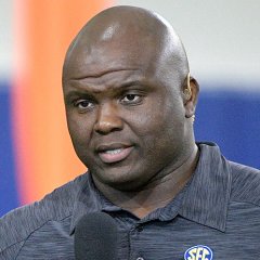 One 'Monday Night Football' Issue ESPN Needs to Fix Soon One 'Monday Night Football' Issue ESPN Needs to Fix Soon