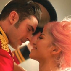 Actors Reveal Their Best On-Screen Kissing Partner Actors Reveal Their Best On-Screen Kissing Partner