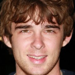 Celebs You Didn't Know Sadly Passed Away Celebs You Didn't Know Sadly Passed Away