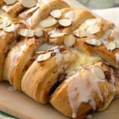 Unexpected Ways to Use a Can of Cinnamon Rolls Unexpected Ways to Use a Can of Cinnamon Rolls