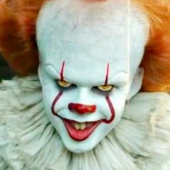 The Actor Who Plays Pennywise is Gorgeous in Real Life