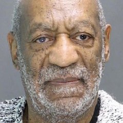 Jailed Bill Cosby Reportedly Had Hot Dog Bun Thrown At Him Jailed Bill Cosby Reportedly Had Hot Dog Bun Thrown At Him