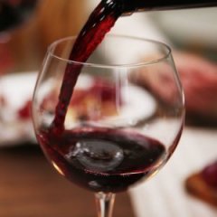 Drinking Alcohol Apparently Works Better Than Exercise
