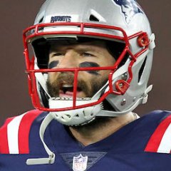 Patriots Are Happy to Have 'Irritated Uncle' Julian Edelman Back