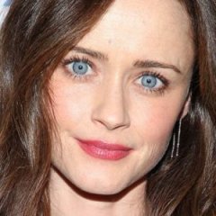 The Best Makeup Tips for Ladies with Blue Eyes The Best Makeup Tips for Ladies with Blue Eyes