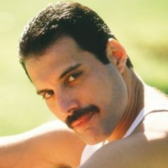 Celebrities Who Freakishly Died on the Same Day Celebrities Who Freakishly Died on the Same Day