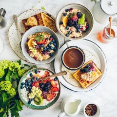 What Healthy People Really Eat For Breakfast