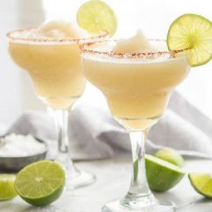 Non-Alcoholic Party Drinks Everyone Will Love
