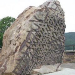 Signs That Aliens May Have Already Visited Earth Signs That Aliens May Have Already Visited Earth