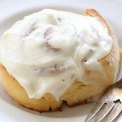 How to Whip Up Easy Cinnamon Rolls Using a Box of Cake Mi How to Whip Up Easy Cinnamon Rolls Using a Box of Cake Mi
