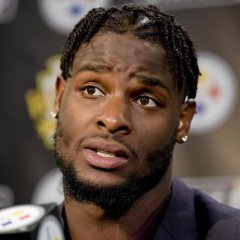 The Steelers Raided Le'Veon Bell's Locker After He Didn't Report