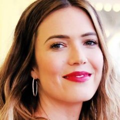 Mandy Moore's Wedding Dress Wasn't White But It Was Stunning