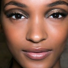 7 Coolest 'How-To' Makeup Kits with Built-In Instructions
