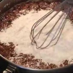 How to Make a Rich Guinness Chocolate Cake How to Make a Rich Guinness Chocolate Cake