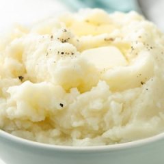 The Easy Way to Make Homemade Mashed Potatoes The Easy Way to Make Homemade Mashed Potatoes