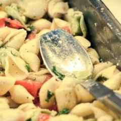 Buffet Items You Should Never Put on Your Plate Buffet Items You Should Never Put on Your Plate