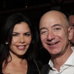Jeff Bezos Has Been Seeing Former TV Anchor Lauren Sanchez Jeff Bezos Has Been Seeing Former TV Anchor Lauren Sanchez