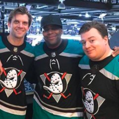 'Mighty Ducks' Cast Members Reunite For Epic Photo Shoot 'Mighty Ducks' Cast Members Reunite For Epic Photo Shoot