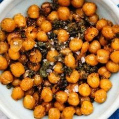This Deliciously Spiced Chickpeas with Olives Is So Yummy This Deliciously Spiced Chickpeas with Olives Is So Yummy