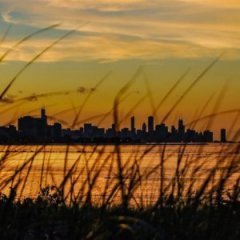 These 10 Urban Hikes Are Hiding in a Metropolis Near You These 10 Urban Hikes Are Hiding in a Metropolis Near You