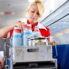 Attendants Reveal Least Disgusting Thing to Order on an Airplane Attendants Reveal Least Disgusting Thing to Order on an Airplane
