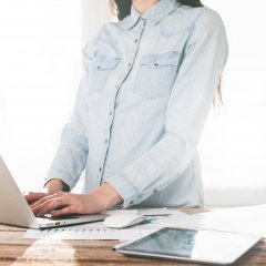 Your Expensive Standing Desk Won't Make You Healthy or Thin Your Expensive Standing Desk Won't Make You Healthy or Thin