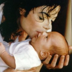 Bizarre Stories About Michael Jackson's Kids Bizarre Stories About Michael Jackson's Kids