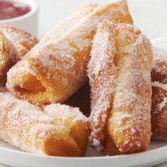 Impress Your Friends With These Crescent Roll Dessert Hacks Impress Your Friends With These Crescent Roll Dessert Hacks