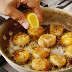One-Skillet Dishes That Look Way Fancier Than They Are One-Skillet Dishes That Look Way Fancier Than They Are