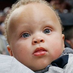 Ayesha Curry Hits Back at Troll for Body-Shaming 10-Month-Old Ayesha Curry Hits Back at Troll for Body-Shaming 10-Month-Old