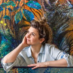 Artist's Mad Skills Prove Finger Painting Isn't Just Kid Stuff Artist's Mad Skills Prove Finger Painting Isn't Just Kid Stuff