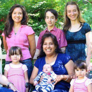 Family Sends 6 Kids to College Before Age 12
