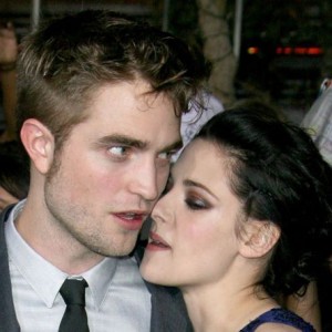 Rob & Kristen Get an Awkward Award Nomination