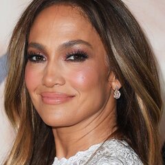 Jennifer Lopez Goes Stunningly Chic For Easter Sunday