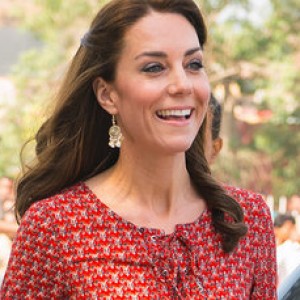 Gorgeous Looks From Kate Middleton's $50,000 Traveling Wardrobe