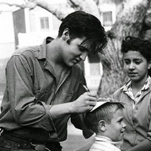 40 Photos That Capture Poignant Moments In History