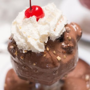 The Oldest Ice Cream Shops in America Still Scooping