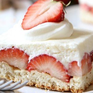 Amazing Strawberry Shortcake Cheesecake Bars