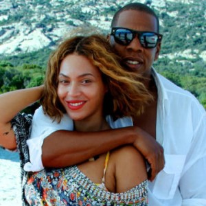 Beyonce Shares Hawaii Vacation Pics of Jay Z & Blue Ivy - ZergNet