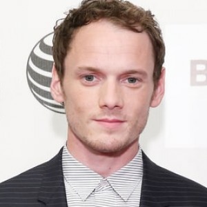 Anton Yelchin Died Within a Minute of Freak Accident - ZergNet