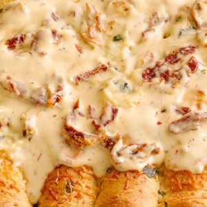 Creamy Italian Chicken Crescent Bake - ZergNet