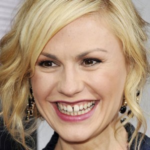 10 Celebs Who Refuse To 'Fix' Their Teeth