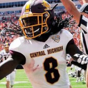 This Game-Winning Hail Mary Is College Football At Its Finest