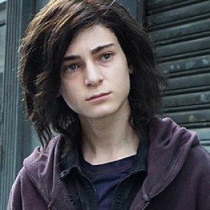 'Gotham' Season 3 Explains That Weird Bruce Wayne Double