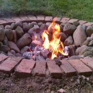 Do-It-Yourself Brick Fire Pit For Your Yard