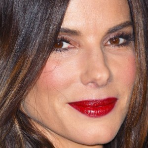 10 Celebs Who Are Much Older Than They Look - ZergNet