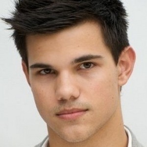 Why Hollywood Won't Cast Taylor Lautner Anymore